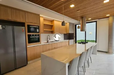 Casa em Condomínio à Venda no Condominio Belvedere 2|3 quartos |3 suítes |4 vagas, Recanto dos Pássaros, Cuiabá/MT