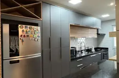 Apartamento à Venda no Edifício Brisas do Parque, 3 quartos (1 suíte) 2 vagas, 95m², no Jardim Santa Marta, Cuiabá -MT