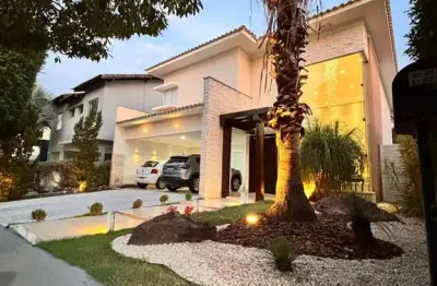 Casa em Condomínio à Venda no Residencial Belvedere I| 4 Quartos | 3 Suítes |4 Vagas | 375 m², Jardim Imperial - Cuiabá-MT