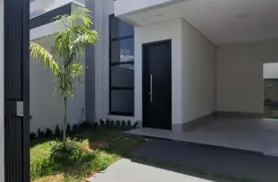 Casa de Rua à venda|3 quartos(1 suíte)121m²|2 vagas|Bairro Jardim Universitario|Cuiabá/MT