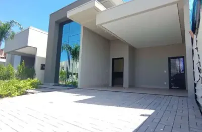 Casa em Condomínio à venda / Florais do Parque / 3 quartos/ pronta para morar