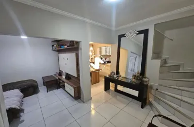 Aluguel de Casa em Condomínio no Residencial Canachue | 3 Quartos | 2 Vagas | 85 m², Jardim Santa Amália - Cuiabá-MT