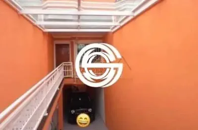 Sobrado frontal na vila matilde com 3 dormitórios sendo uma suíte, 5 vagas de garagem, 150m²