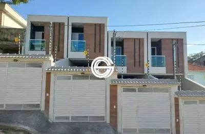Sobrado frontal na vila matilde, 3 dormitórios sendo 1 suíte e 1 opção com sacada, espaço gourmet, 2 vagas de garagem, 105m²