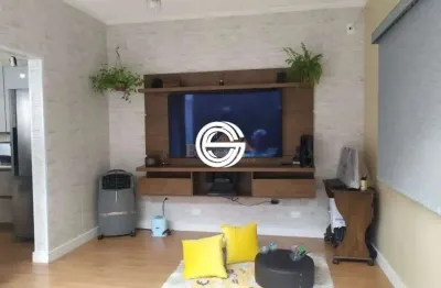 Casa térrea na  vila nhocuné, 2 dormitórios sendo 1 suíte, 2 vagas de garagem coberta, 125m²
