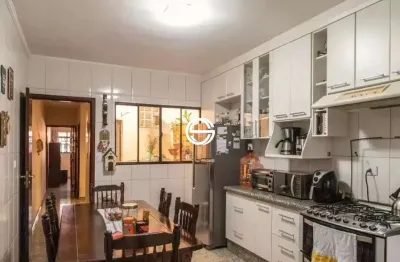 Casa (sobrado) para venda, 3 dorm(s), 1 suite(s), 2 vaga(s), 150 m²