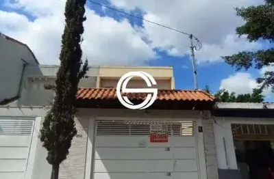 Maravilhoso sobrado com acabamento em alto padrão na vila campanela
