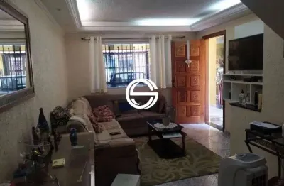 Casa (Sobrado) para Venda, 3 dorm(s), 1 suite(s), 2 vaga(s), 130 m²