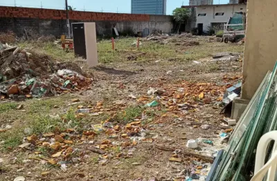 Vende excelente terreno  esquina e localização perfeita.