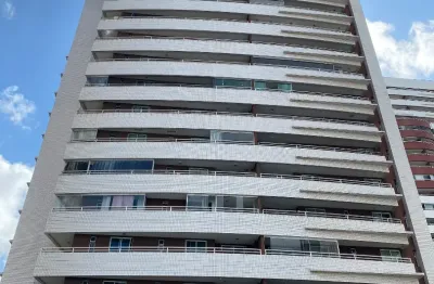 Vende excelente apartamento, andar alto com uma vista perfeita.