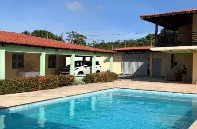 Vende excelente casa com localização, fica próximo o posto da polícia estadual