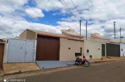 Oportunidade única em patos de minas - mg | tipo: casa | negociação: leilão  | situação: imóvel