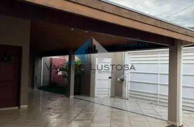Maravilhosa casa com piscina à venda no jd.guaçuano com 03 dormitorios