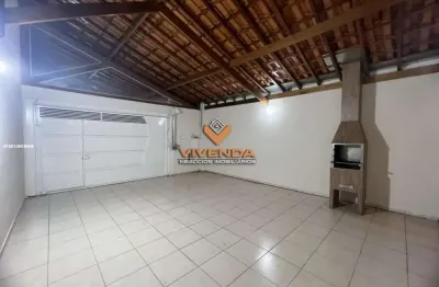 Casa c/ 2 dormiutorios, 2 banheitos, 2 vagas cobertas