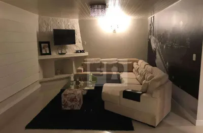 Excelente casa/sobrado de 3 dormitórios sendo 1 suíte c/ 4 vagas de garagem, bairro sumaré, alvorada/rs.  330 total, 300 privativos.
