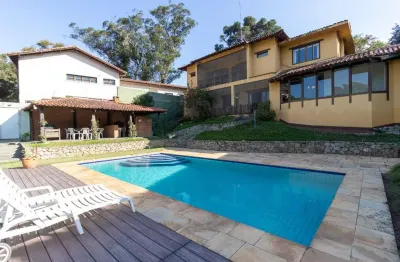 Sobrado para venda em guarapiranga com 5 quartos, sendo 3 suítes, 650m²