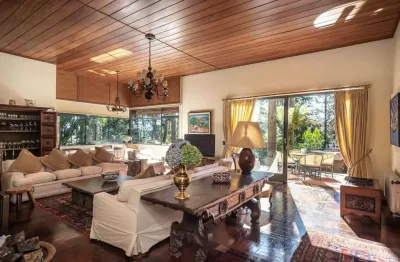 Casa para venda em Jardim Toriba com 6 quartos, sendo 4 suítes , 39,983m²