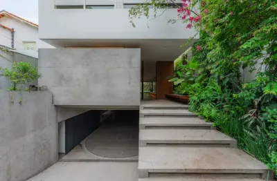 Casa para venda em Jardim Paulista com 3 quartos, sendo 3 suítes , 673m²