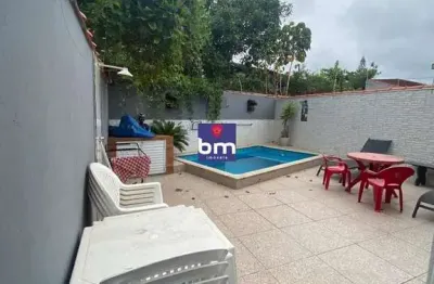 Casa à venda em itanhaém, centro, com 2 quartos, com 89 m²