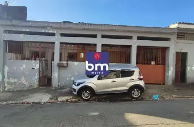 Casa à venda em São Paulo, Parque Independência, com 2 quartos, com 150 m²