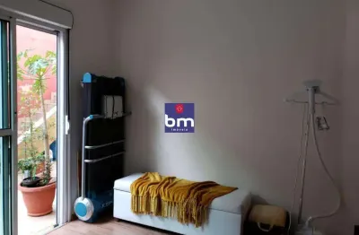 Casa à venda em São Paulo, Vila Ernesto, com 2 quartos, com 80 m²