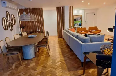 Apartamento reformado com 4 quartos à venda em copacabana