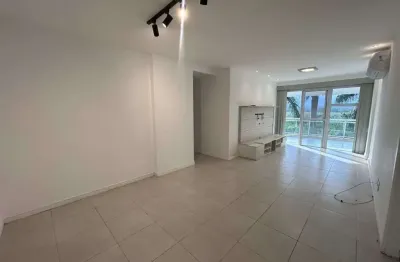Apartamento para alugar no recreio dos bandeirantes com 4 quartos sendo 2 suítes