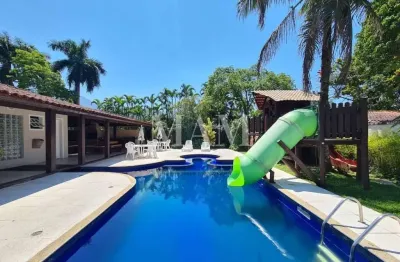 Casa térrea com 6 suítes à venda no condomínio porto frade em angra dos reis