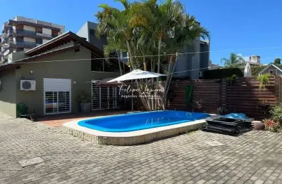 Casa com 3 quartos à venda na Xv De Novembro, Centro, Pelotas