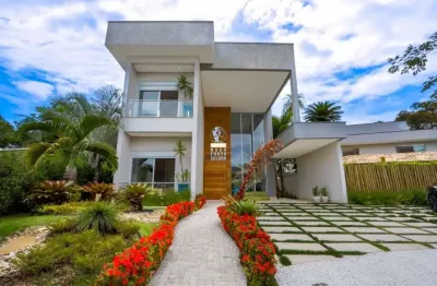 Casa em condomínio fechado com 6 quartos à venda na riviera