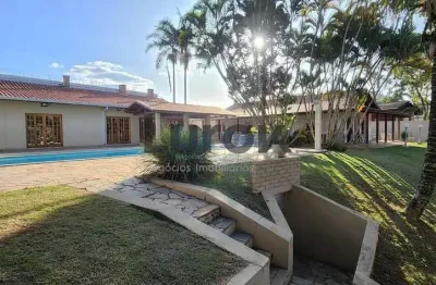 Casa de madeira térrea à venda em terreno de 2.043,90m² condomínio maison blanche - valinhos / sp