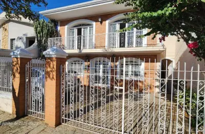 Casa com 3 quartos à venda na Rua Bolívia, 380, Jardim Nova Europa, Campinas