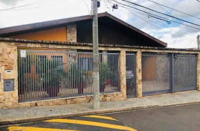 Casa com 4 quartos à venda na Rua Sybele de Camargo Andrade, 120, Jardim García, Campinas