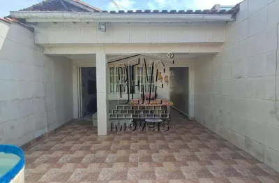 Casa com 2 quartos à venda na Rua José Demar Peres, 294, Balneário Maracanã, Praia Grande