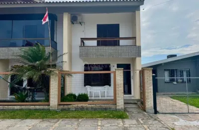 Elegance imóveis: excelente duplex com 2 dormitórios, mobiliado, localizado no centro de xangri-lá.