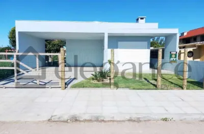Elegance imóveis: ótima casa térrea com 3 dormitórios, mobiliada, no centro de xangri-lá.