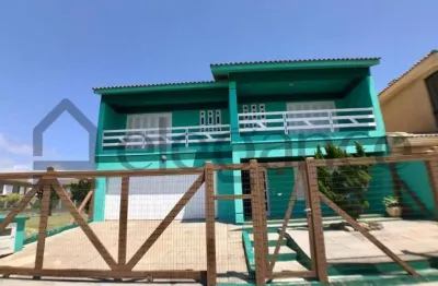 Elegance imóveis: casa estilo sobrado com 4 dormitórios, mobiliada, beira mar da praia de xangri-lá.