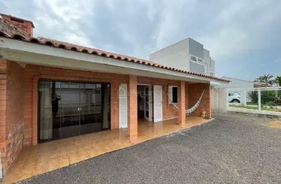 Casa em condomínio fechado com 3 quartos à venda na Rua Rio Comandaí, 2013, Centro, Xangri-Lá