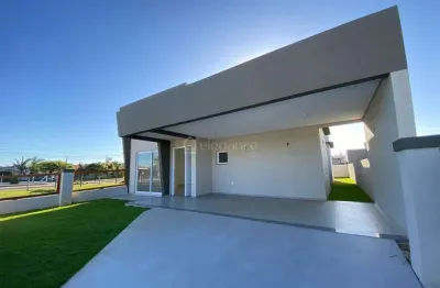 Casa com três dormitórios sendo duas suítes à venda em xangri-lá.