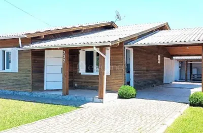 Casa com 3 dormitórios à venda na praia de atlântida.