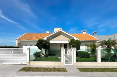 Casa em condomínio fechado com 4 quartos à venda na tapes, 800, remanso, xangri-lá por r$ 1.350.000