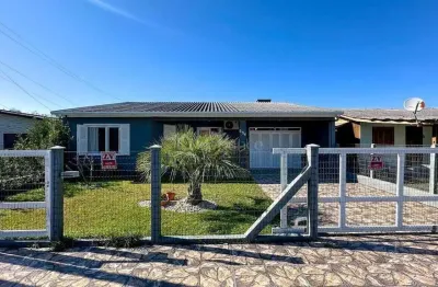 Casa com 3 quartos à venda na Alexandrita, 556, Rainha do Mar, Xangri-Lá