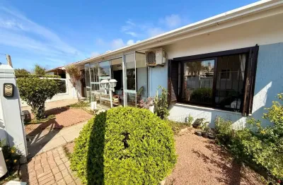 Casa com 3 quartos à venda na Rio Das Contas, 2389, Centro, Xangri-Lá