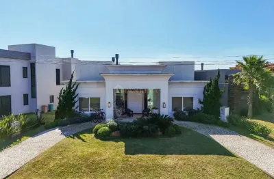 Casa em condomínio fechado com 4 quartos à venda na Avenida Diamante, 1173, Rainha do Mar, Xangri-Lá