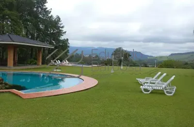Fazenda à venda na Avenida Papa João Xxiii, 10, Centro, Piracaia