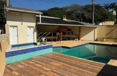 Casa à venda na melhor localização da cidade de atibaia/sp