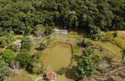 Chácara / sítio com 3 quartos à venda na Rua Tuiuiú, 20, Maracanã, Jarinu