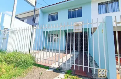 Casa com 3 quartos para alugar na Rua Santa Fé, 200, Centro, Pinhais