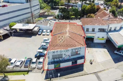 Loja - r coronel agostinho macedo, 174 - centro cívico - curitiba pr