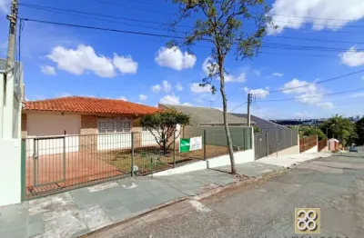 Casa de Alvenaria - R Ulisses Faria de Brito, 84 - Bacacheri - Curitiba - PR